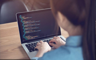 百色 api php源码,下载的php源码怎么运行呢？